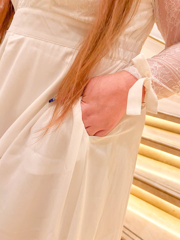 [輕婚紗/宴會款]白色V口心型領蕾絲袖連身裙